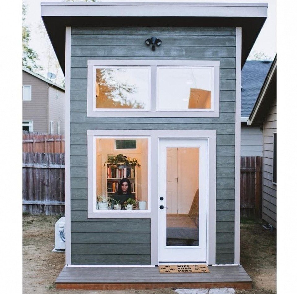 Smart space design simple and perfect .